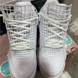 NIKE Women's White High-Top Sneakers